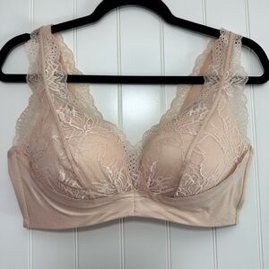 Understance Uplift Wireless Plunge Lace Bra. 36D in Champagne. Like new